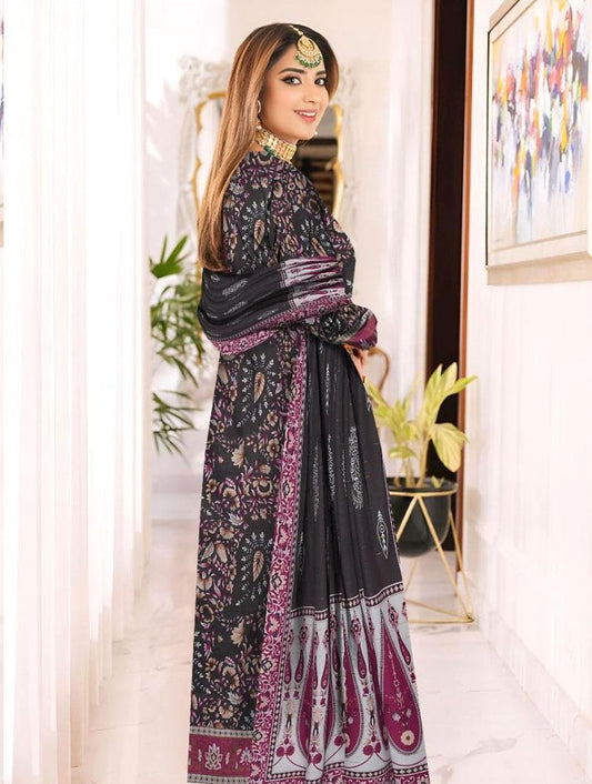 3 Pcs Women's Unstitched Khaddar Printed Suit