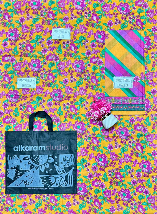 3 Pcs Women's Unstitched Printed Suit