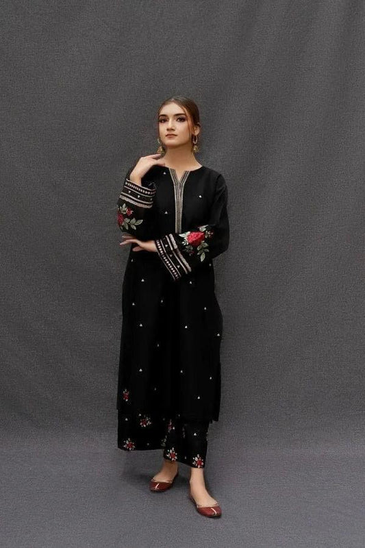 3 Pcs Women's Unstitched Embroidered Suit