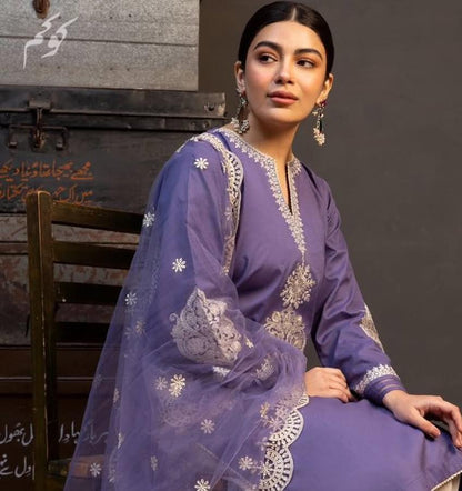 3 Pcs Women's Unstitched Embroidered Suit