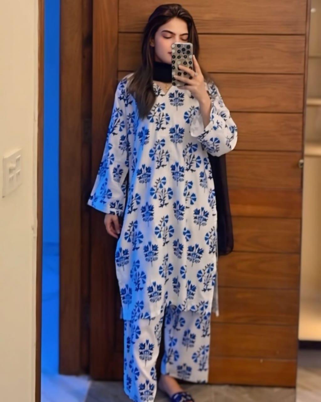 2 Pcs Women's Stitched Linen Printed Shirt And Trouser