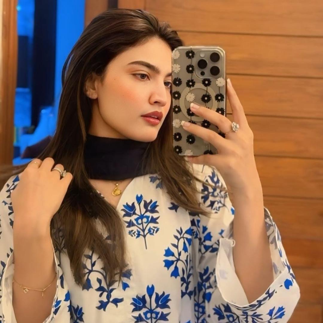 2 Pcs Women's Stitched Linen Printed Shirt And Trouser