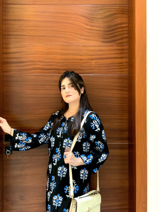 2 Pcs Women's Stitched Linen Printed Shirt And Trouser