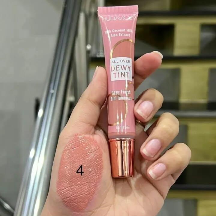 Matte And Poreless Blush 15