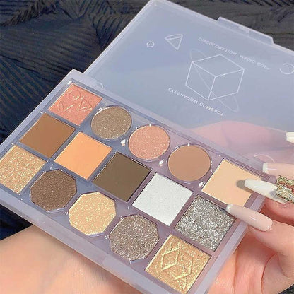 Matte And Glitter Eyeshadow Palette
