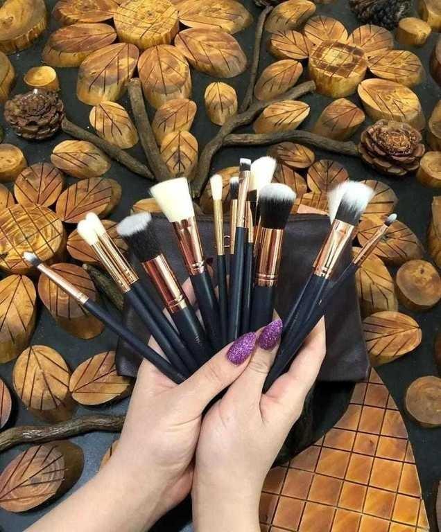 Makeup Brush Set, Pack Of 15